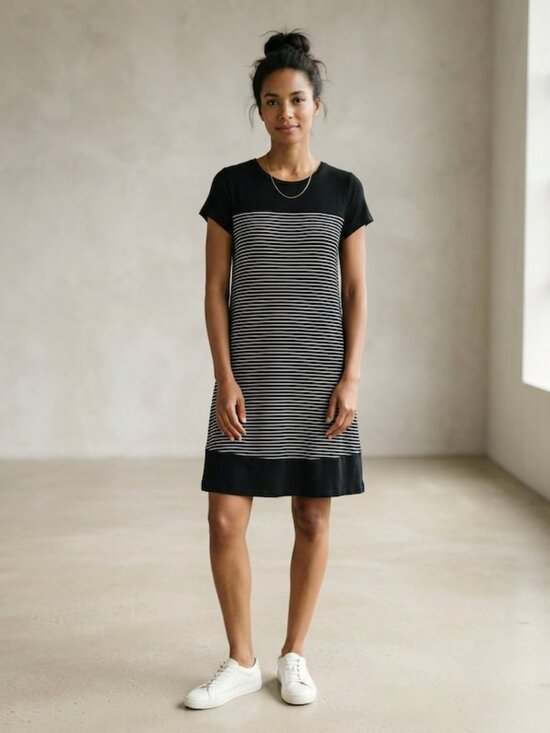 Daisy Island Dresses & Skirts - Daisy Island T-Shirt Dress Casual Striped Black & White Medium